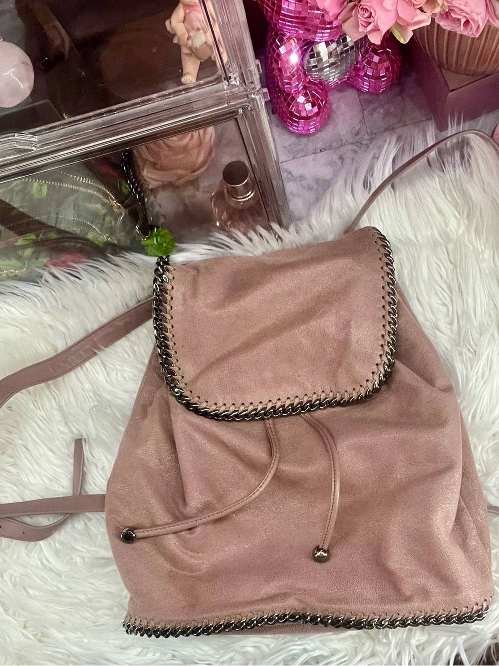 Stella McCartney Pink Suede Chain-Trim Drawstring Backpack - Picture 4 of 16